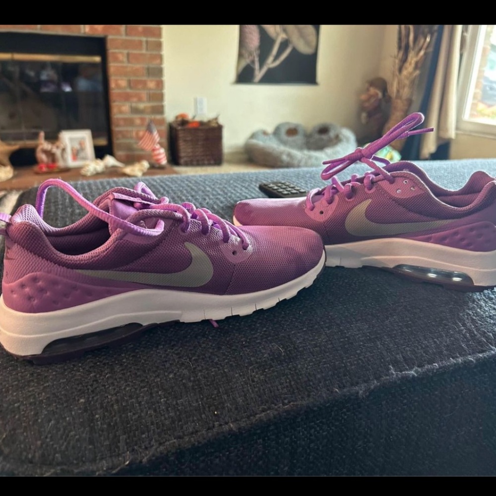nike air max motion lw -size 4